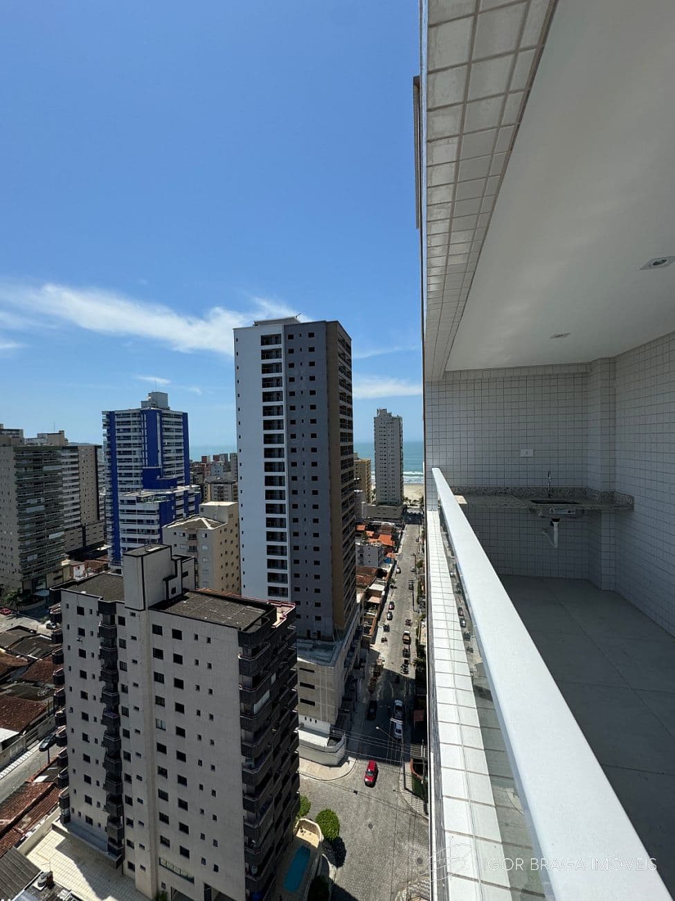 EXCELENTE APARTAMENTO A 300M DO MAR COM LAZER COMPLETO — foto 1