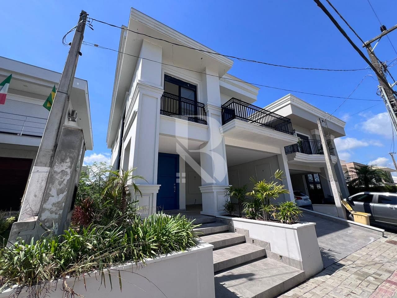 4 quartos. Casa a venda em Balneário Piçarras SC — foto 1