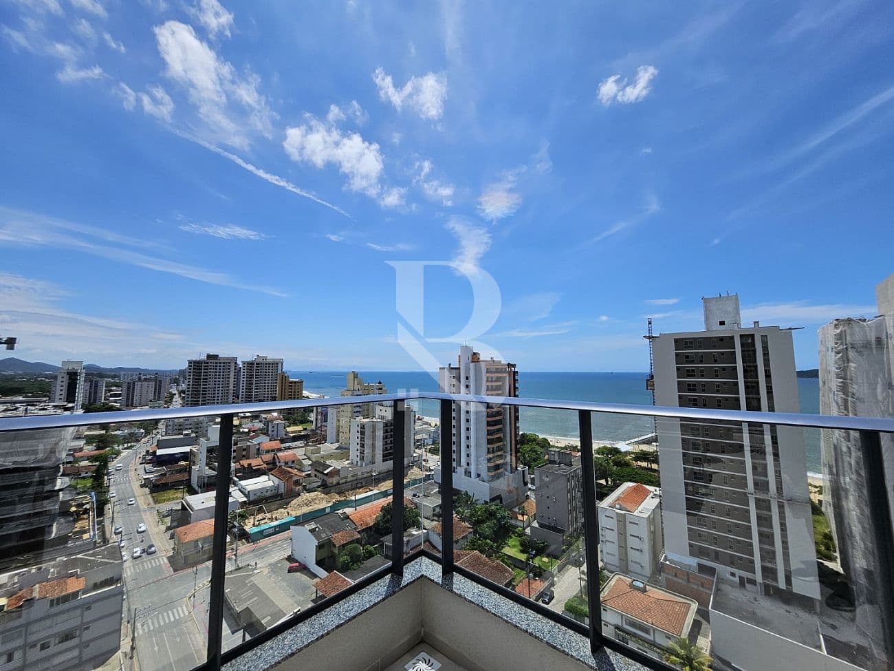 Com 2 quartos, vista mar — foto 1