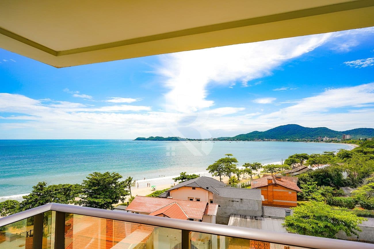 Com 4 dormitórios. Apartamento frente mar a venda Penha SC - Sunrise — foto 1