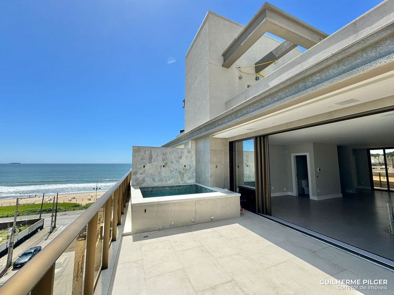 Cobertura Triplex no Ed. Square Hobus na Praia Brava em Itajaí — foto 1