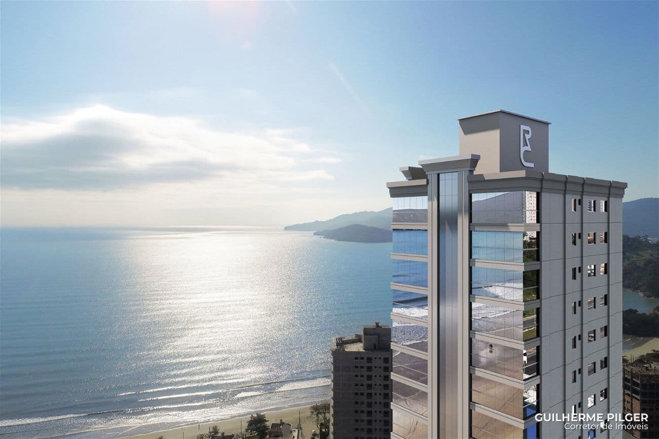 Apartamento no Ed. Privilege Tower na Praia de Perequê em Itapema — foto 1
