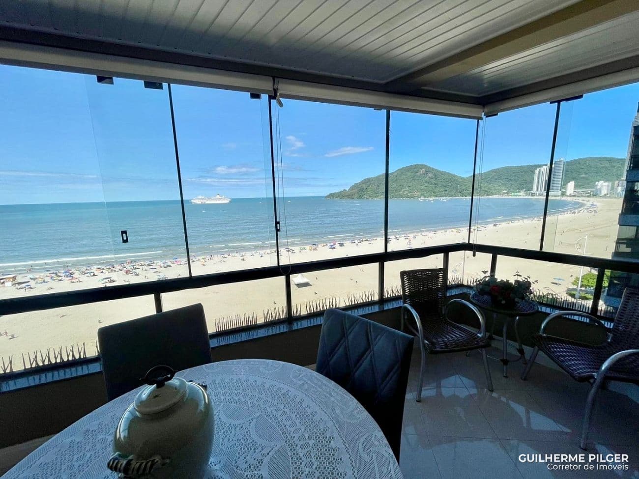 Apartamento no Ed. Cybila em Balneário Camboriú — foto 1