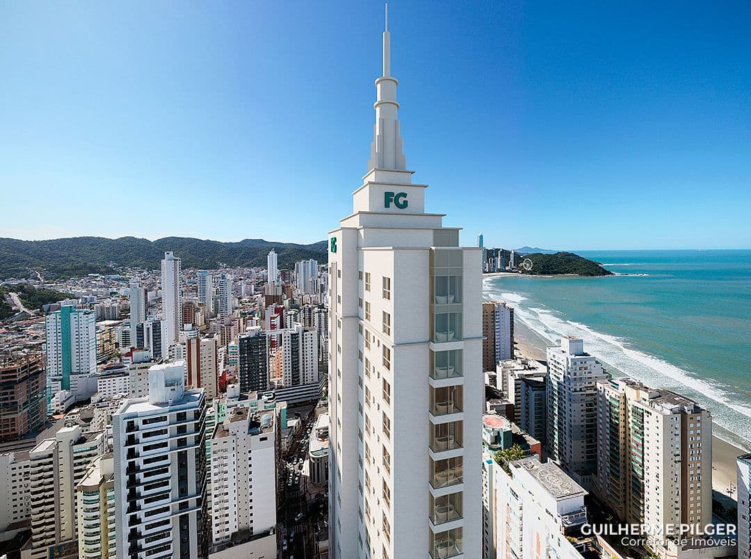 Apartamento no Ed. Grand Place no Centro de Balneário Camboriú — foto 1