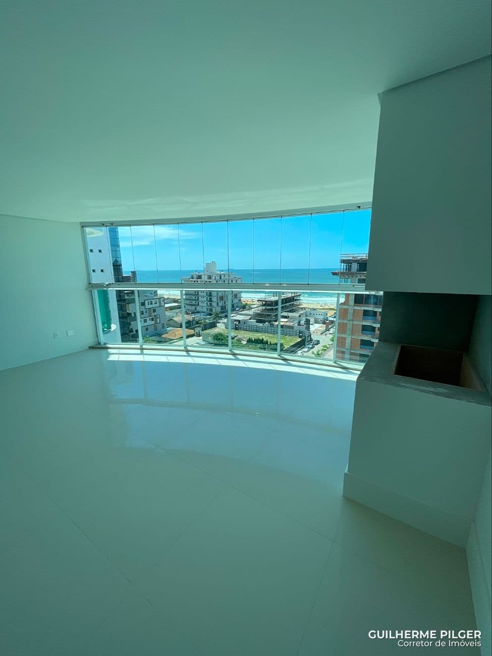 Apartamento no Condomínio Reserva Figueira na Praia Brava — foto 1