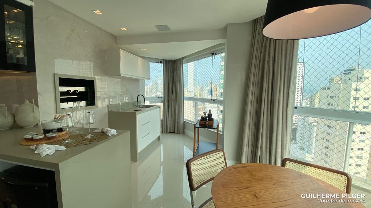 Apartamento no Ed. Ópera Plaza em Balneário Camboriú — foto 1
