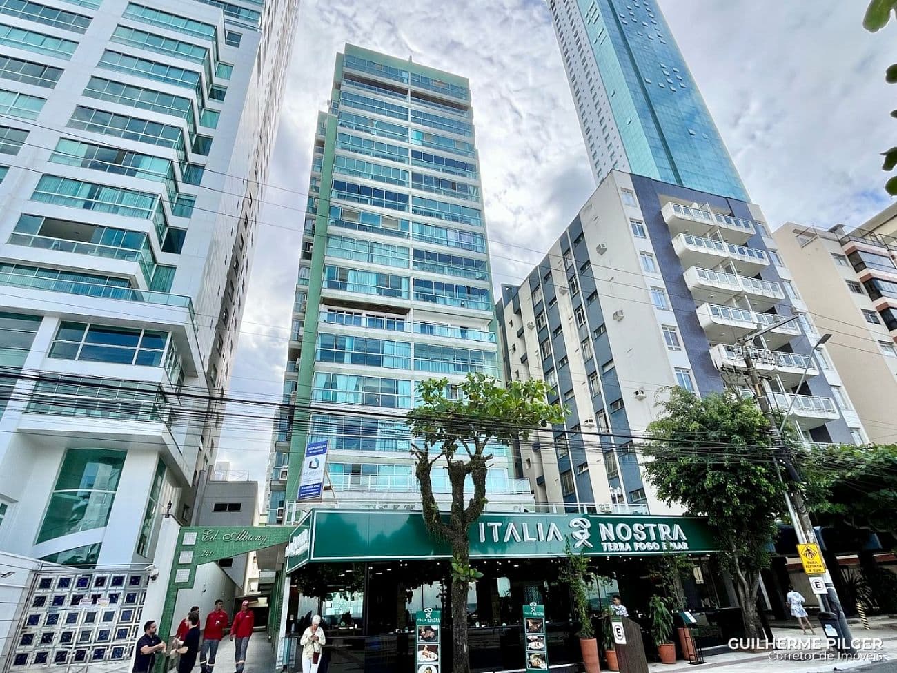 Cobertura no Edifício Albany em Balneário Camboriú — foto 1