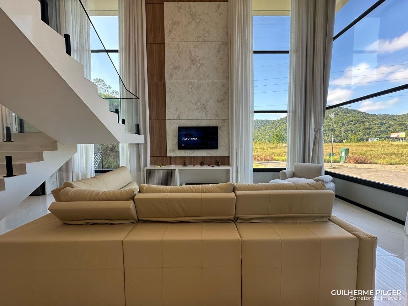 Casa no Bairro Planejado Colinas de Camboriú Village em Camboriú — foto 1