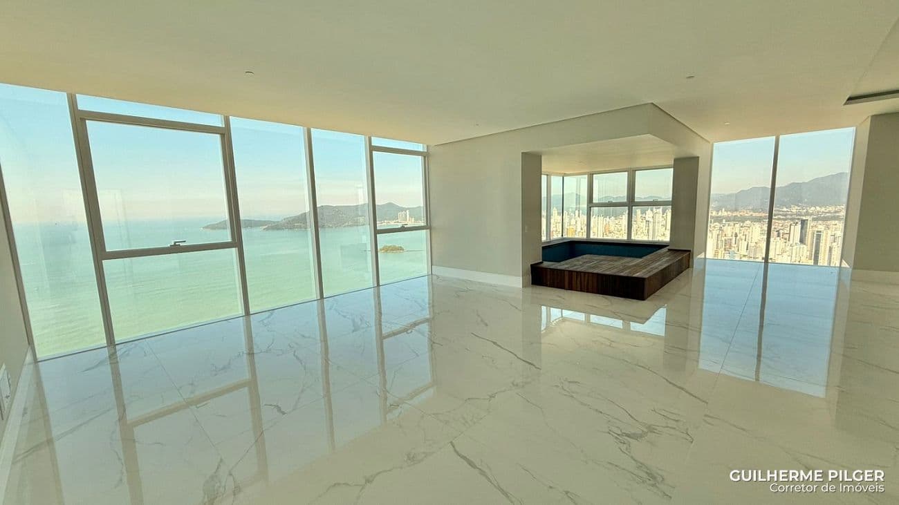 Apartamento no Edifício Boreal Tower na Barra Norte em Balneário Camboriú — foto 1