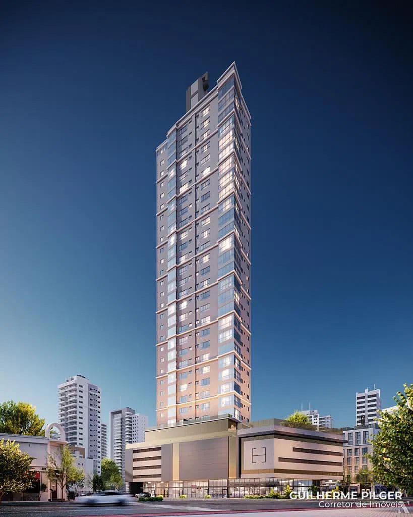 Apartamento no Ed. Home Square Residence no Centro de Balneário Camboriú — foto 1