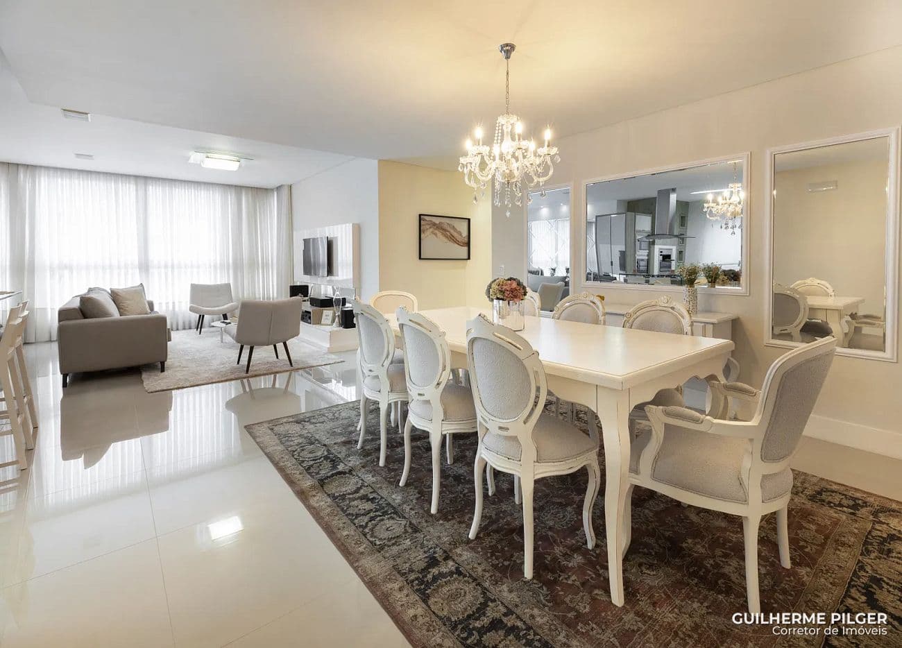 Apartamento Decorado no Ed. Sistina Tower Residence em Centro de Balneário Camboriú — foto 1