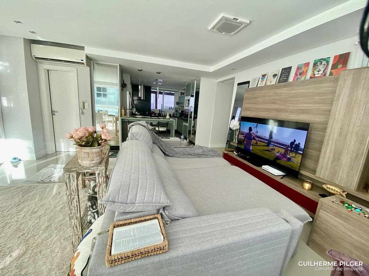 Apartamento Diferenciado com Terraço no Ed. Palm Beach em Balneário Camboriú — foto 1