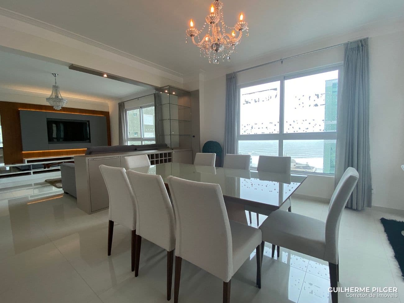 Apartamento no Edifício Central Tower em Itapema — foto 1