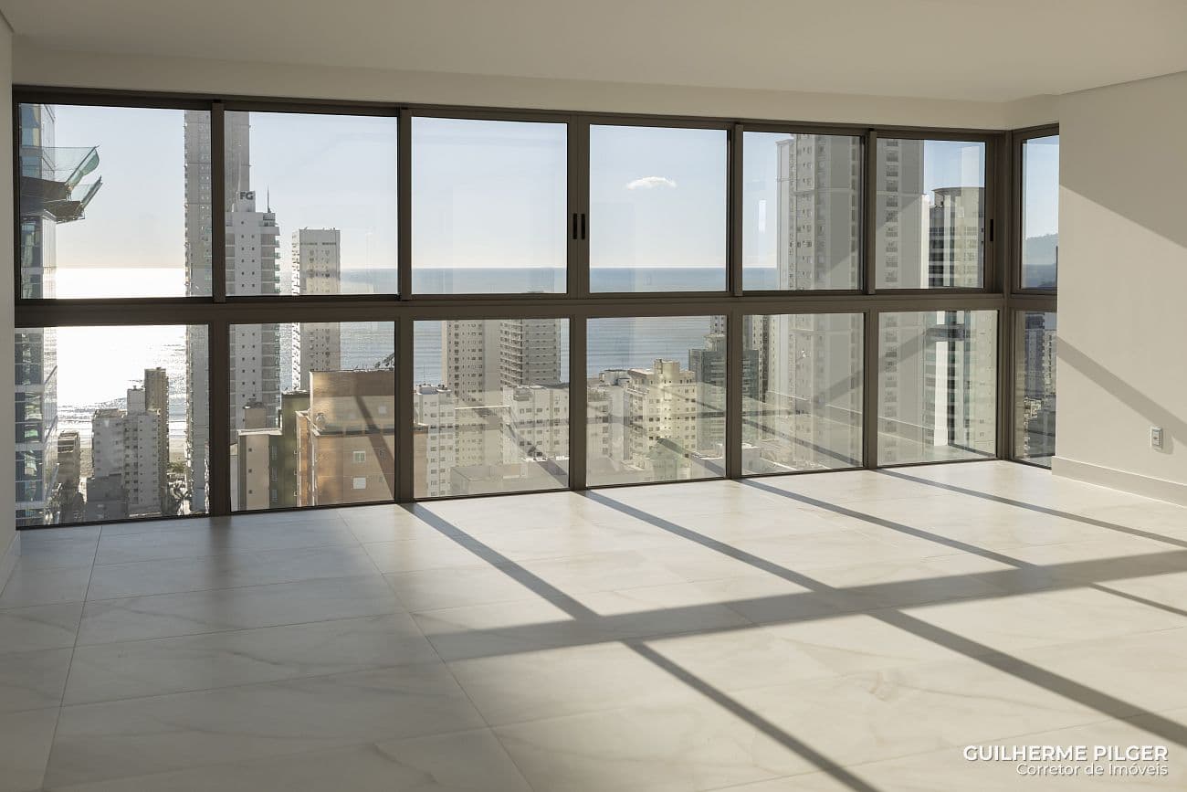 Apartamento no Edifício Ocean Breeze Residence em Balneário Camboriú — foto 1