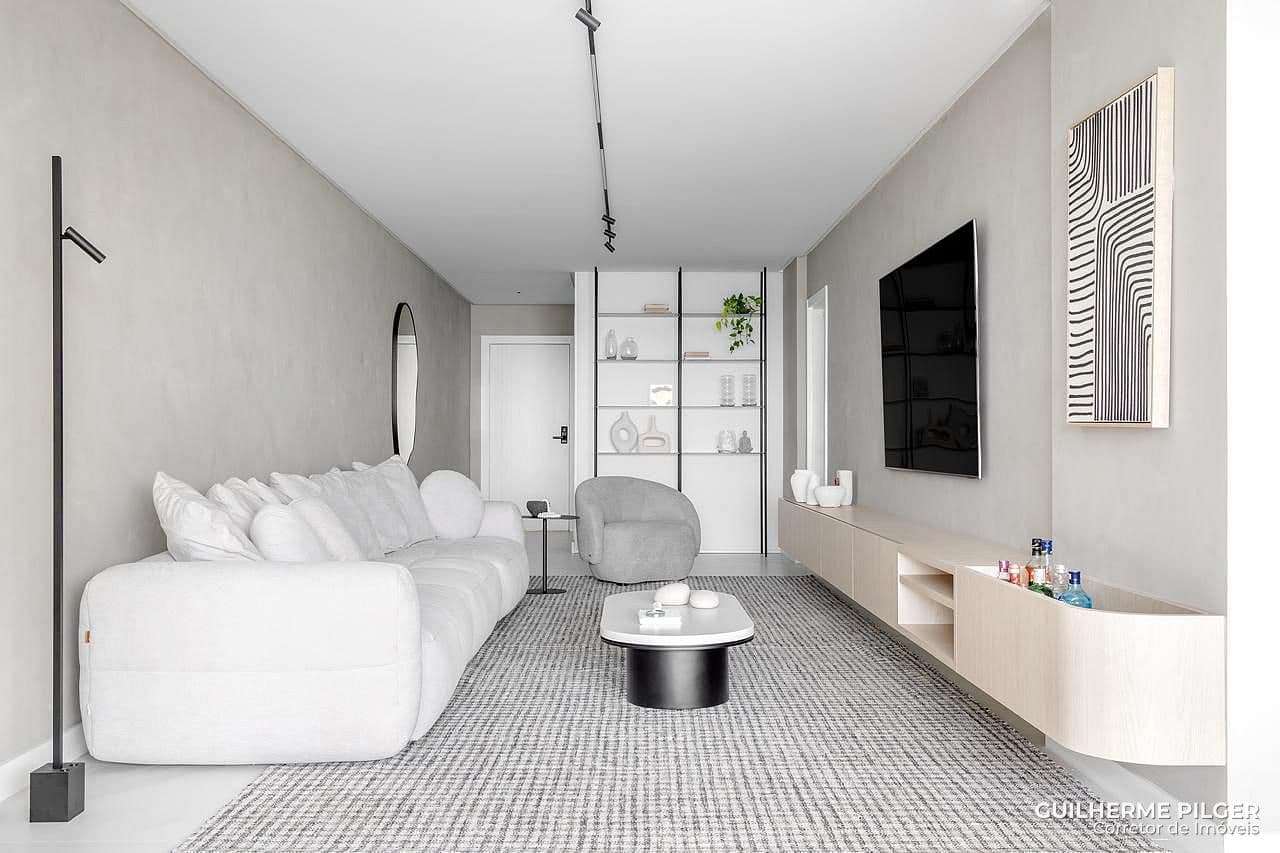 Apartamento no Ed. Surfers Paradise Residence na Praia Brava — foto 1