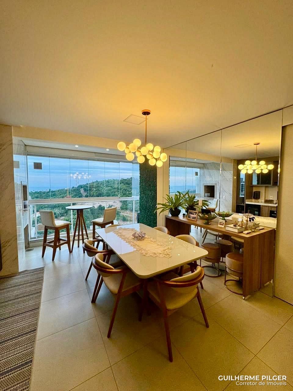 Apartamento no Edifício Brava Hill na Praia Brava em Itajaí — foto 1