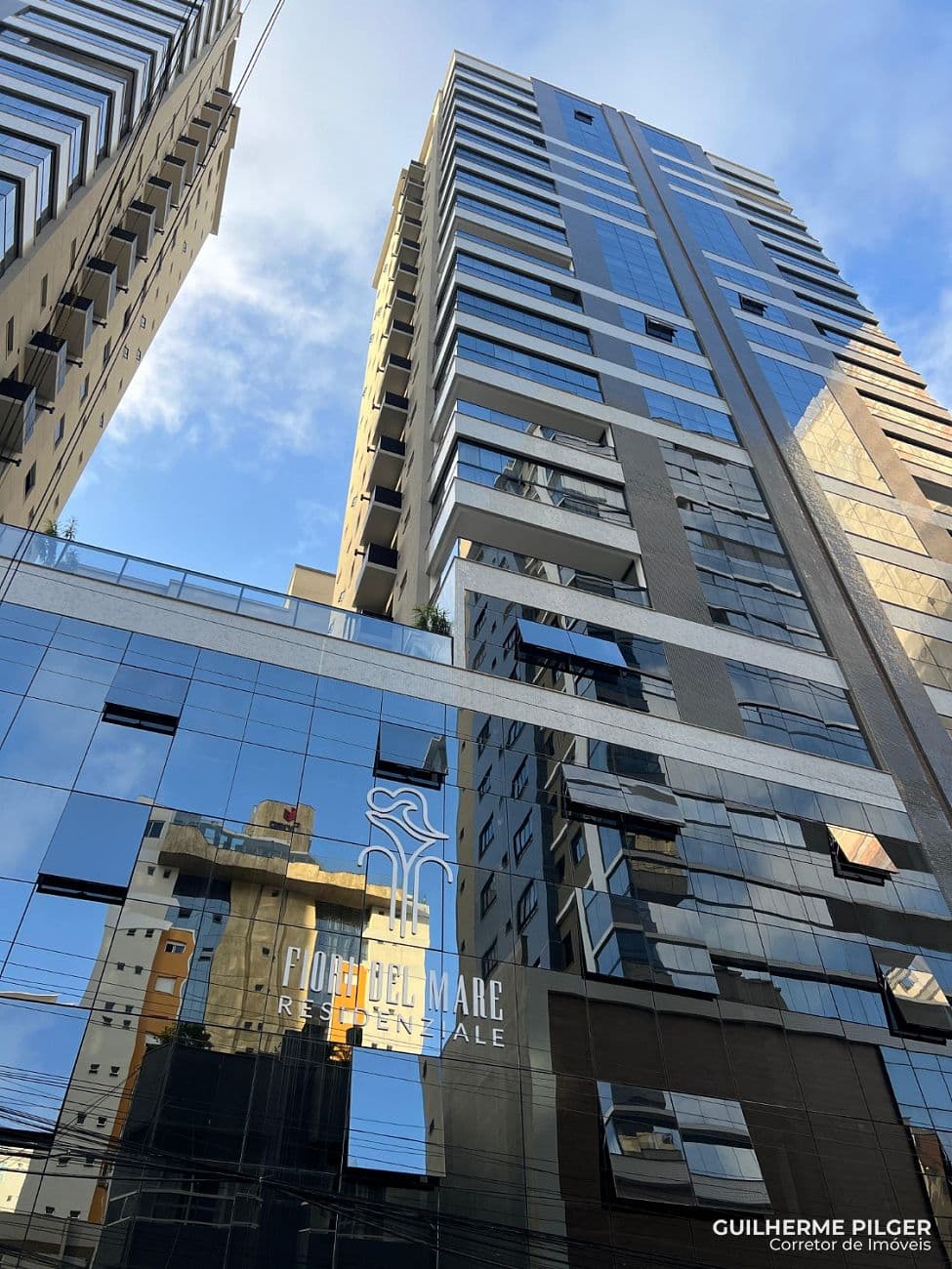 Apartamento no Ed. Fiore Del Mare em Meia Praia - Itapema/SC — foto 1