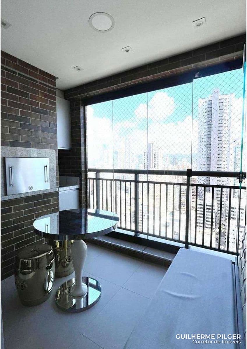 Apartamento no Ed. Windsor Village da Embraed em Balneário Camboriú — foto 1