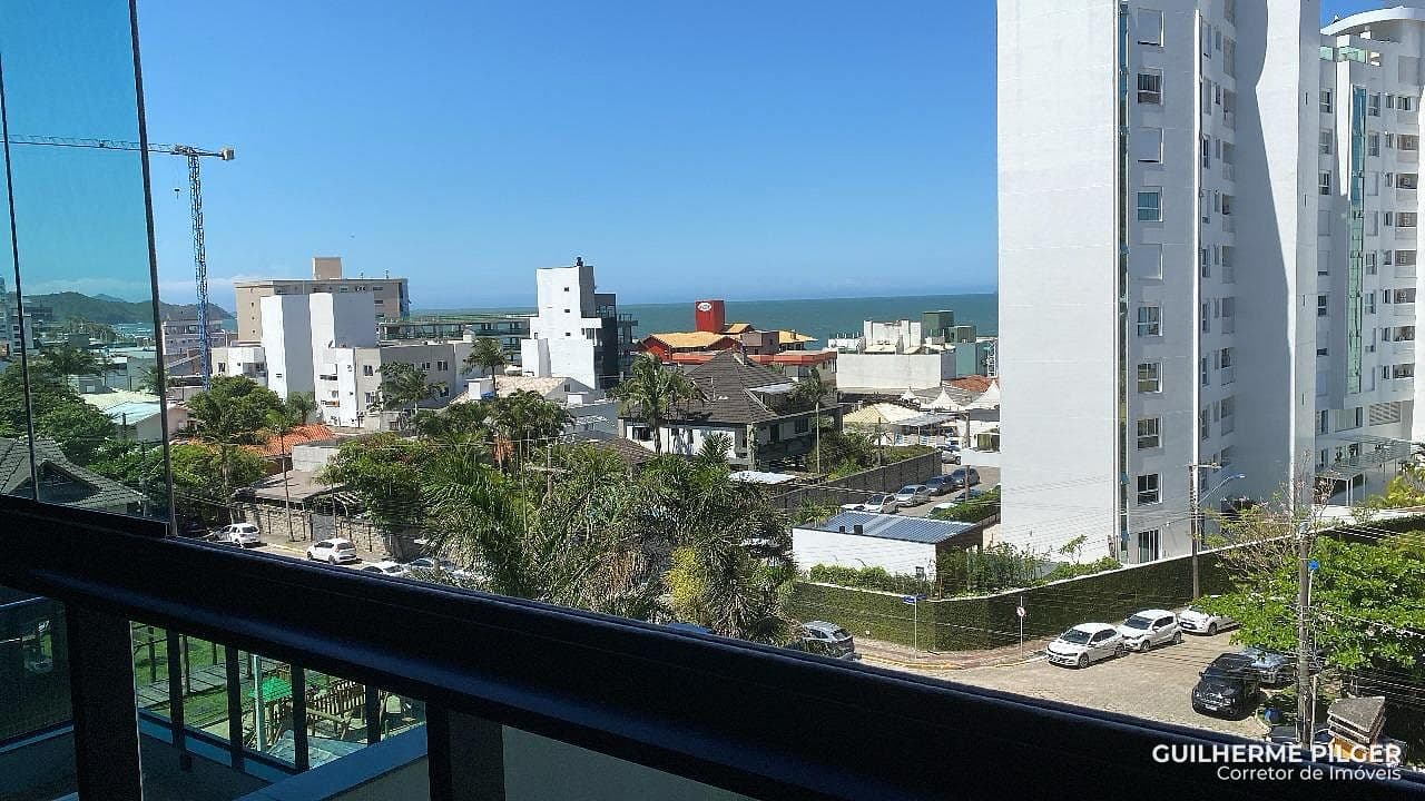 Apartamento no Ed. Privilége Brava na Praia Brava em Itajaí — foto 1
