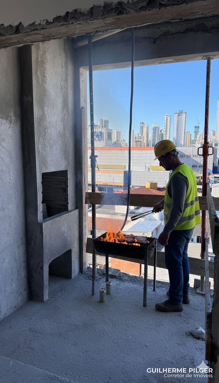 Apartamento no Residencial Ilha di Cretta em Balneário Camboriú — foto 1