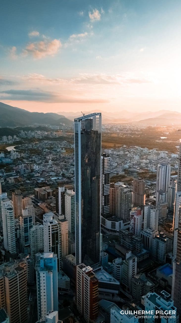 Apartamento no Ed. Vitra by Pininfarina em Balneário Camboriú — foto 1