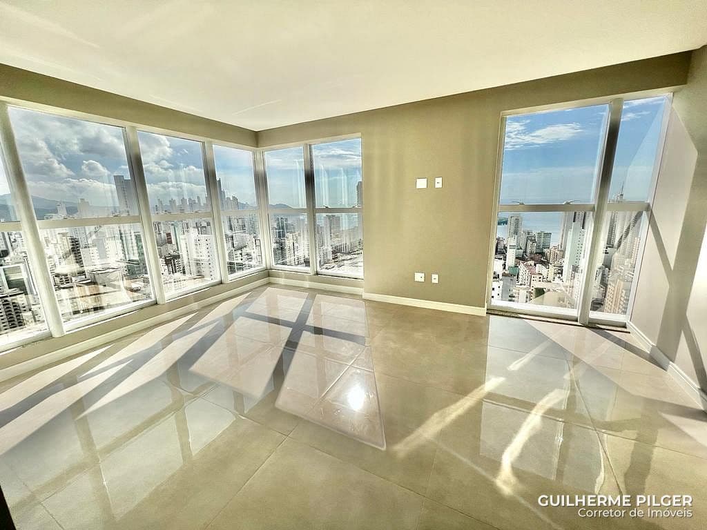 Cobertura no Ed. Biarritz Residence em Balneário Camboriú — foto 1