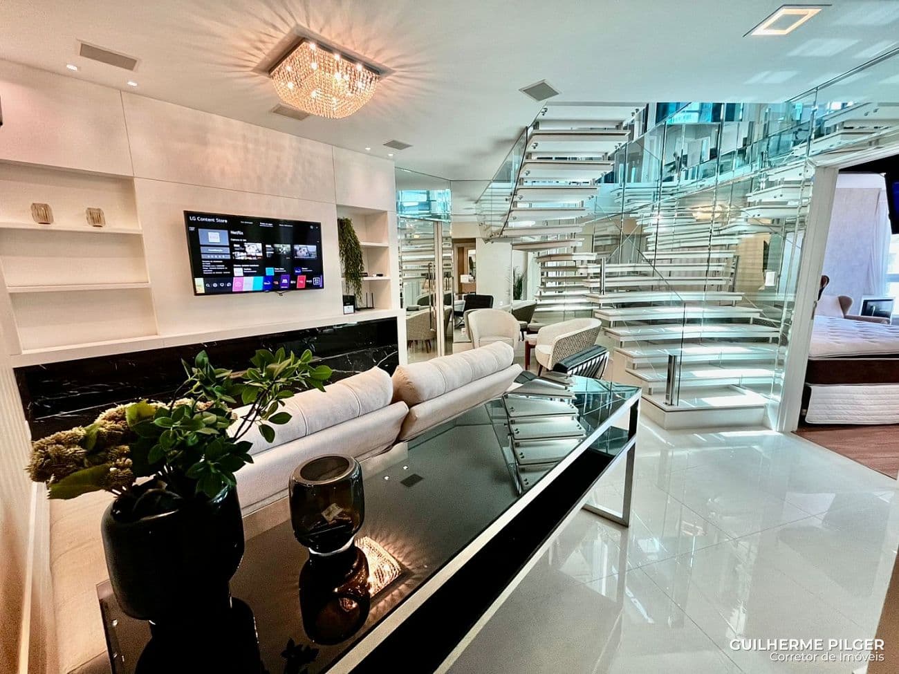 Cobertura Duplex no Ed. Grand Royale em Balneário Camboriú — foto 1