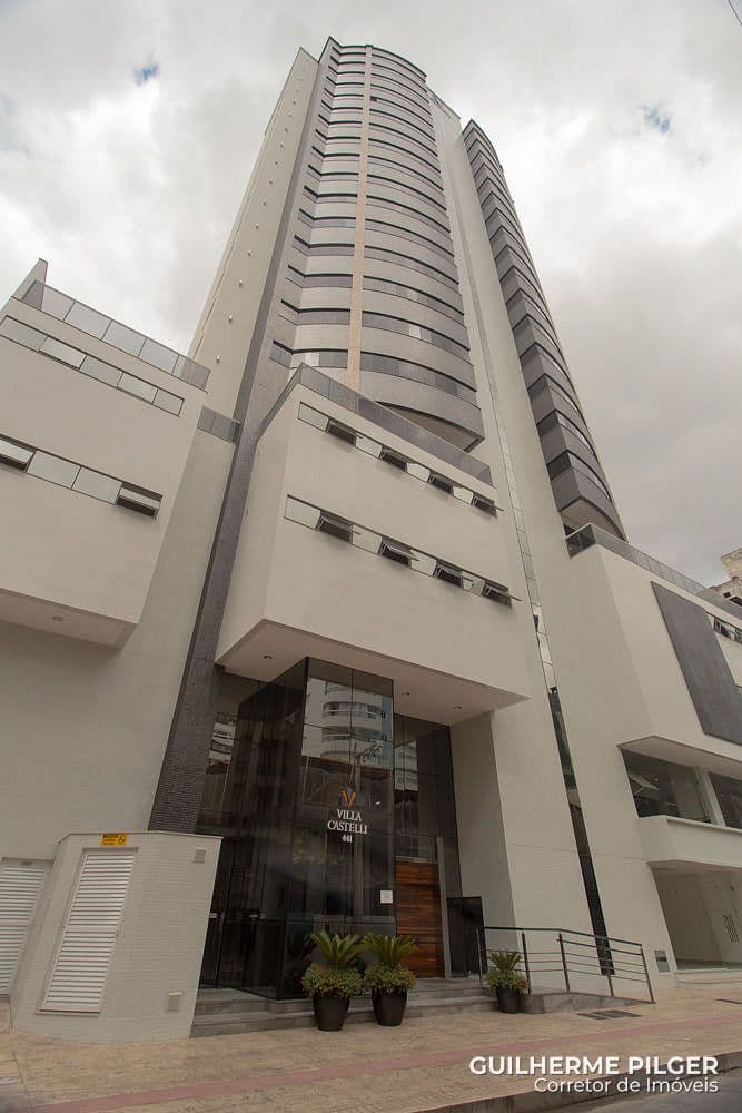 Apartamento no Ed. Villa Castelli em Balneário Camboriú — foto 1