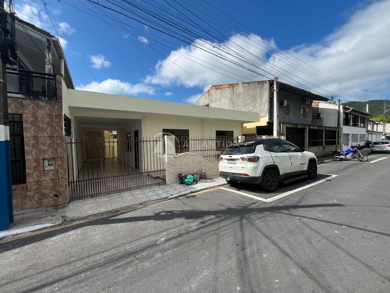 Casa 2 dormitórios São Judas Balneário Camboriú — foto 1