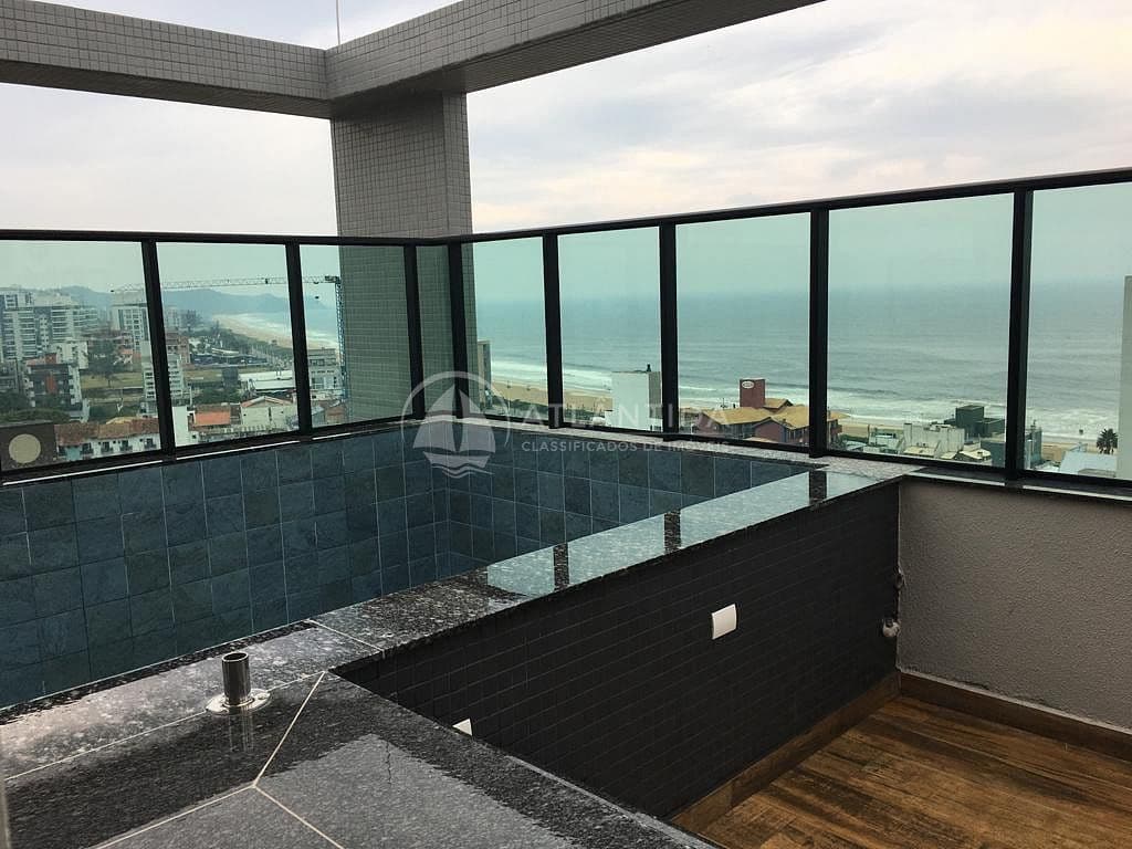 Cobertura Praia Brava com 2 suítes + 2 demi suítes — foto 1