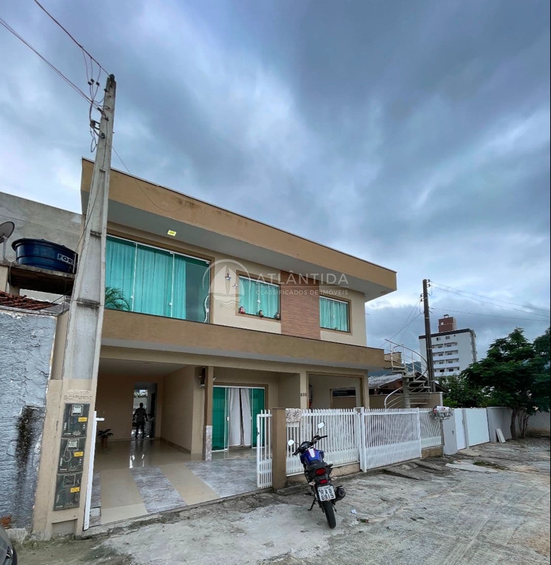 Casa Semimobiliada - 06 dormitórios + Piscina - Areias - Camboriú — foto 1