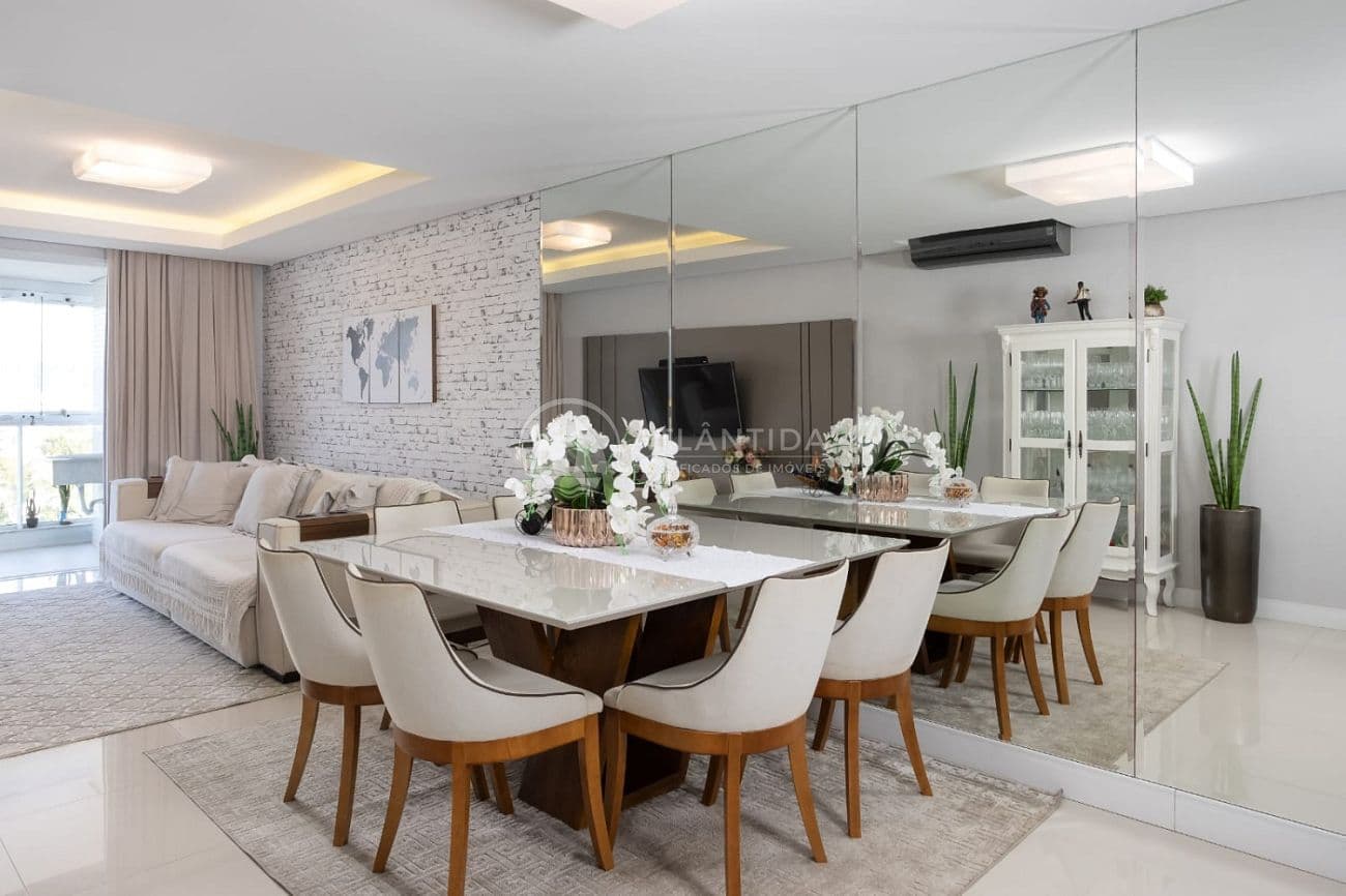 Apartamento 1 suíte + 2 dorm na Praia Brava — foto 1