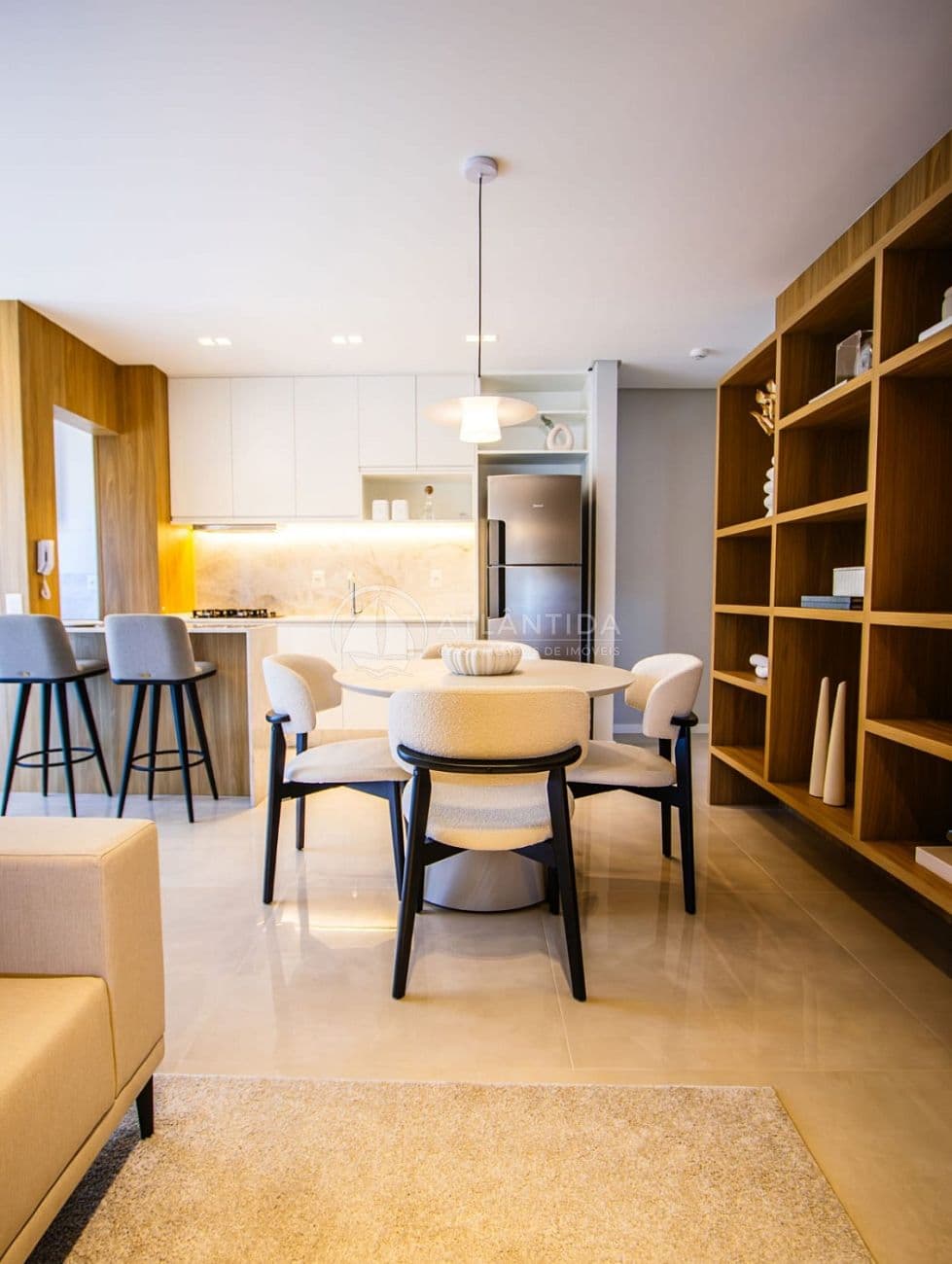 Apartamento com 2 suítes Bairro Fazenda — foto 1