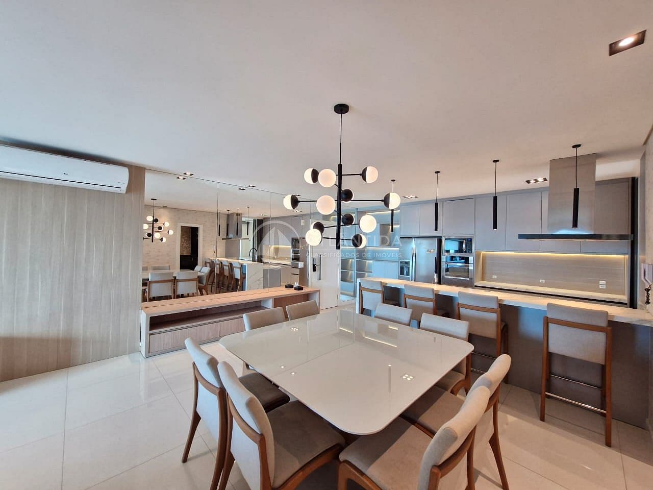 Apartamento 3 suítes na Praia Brava — foto 1