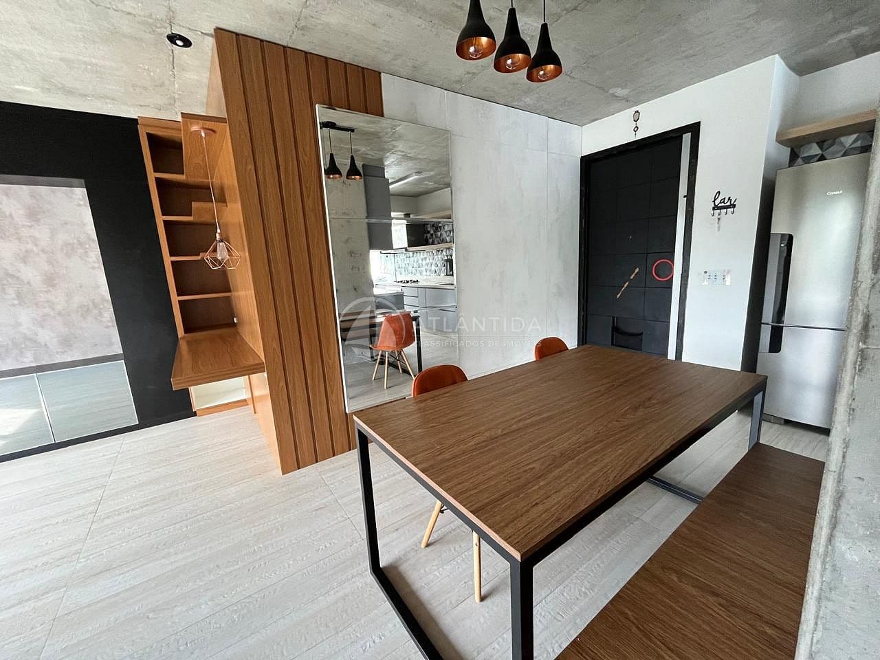 Apartamento 1 suíte + 1 dorm. na Praia Brava — foto 1