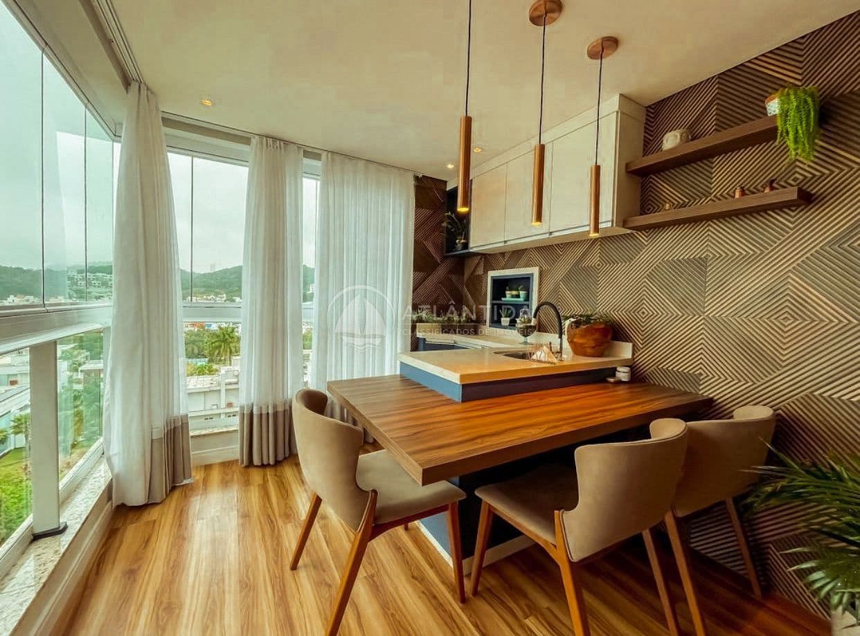 Apartamento 1 suíte + 1 dorm. na Praia Brava — foto 1