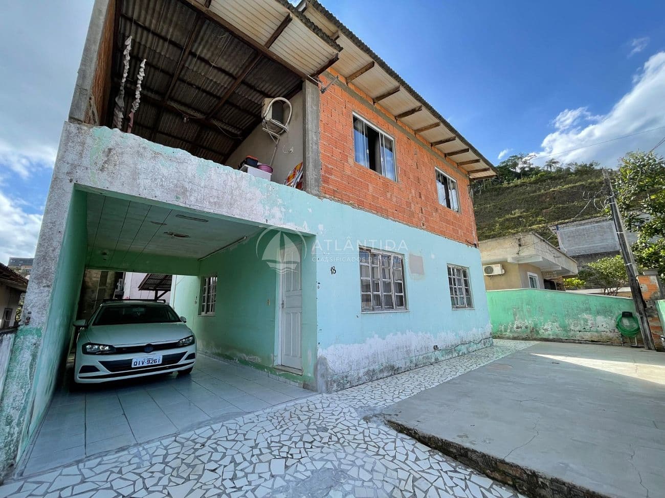 Casa 6 dormitórios - Monte Alegre - Camboriú — foto 1