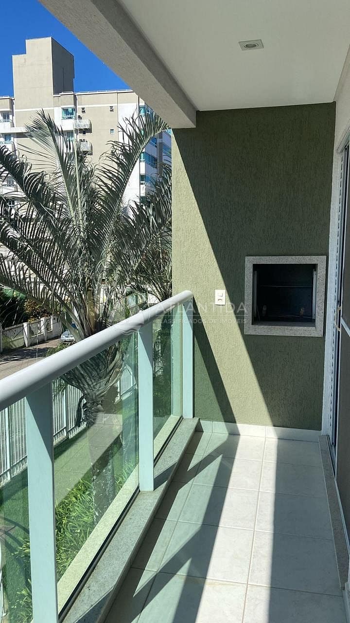 Apartamento de 1 dormitório na Praia Brava — foto 1