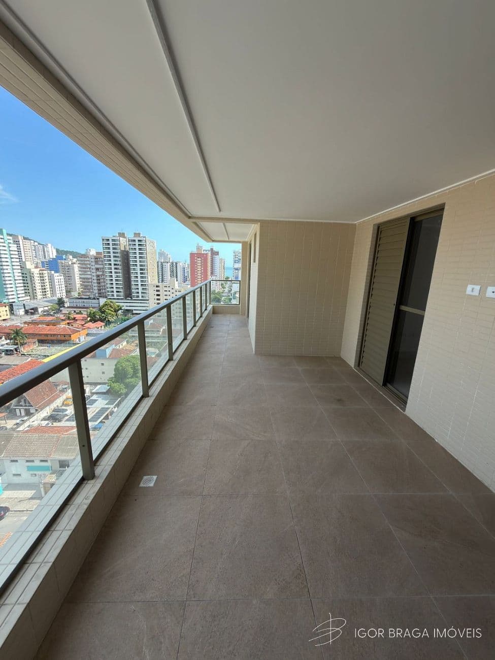 EXCELENTE APARTAMENTO, À 850M DO MAR E LAZER COMPLETO — foto 1