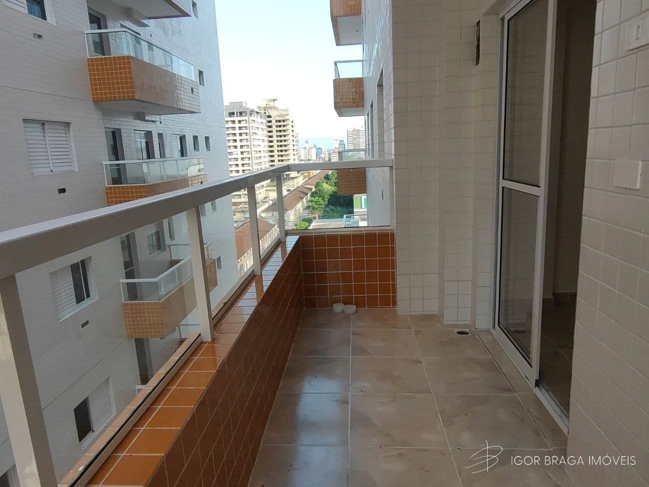 BELÍSSIMO APARTAMENTO AMPLO, ACABAMENTO FINO E LAZER COMPLETO — foto 1