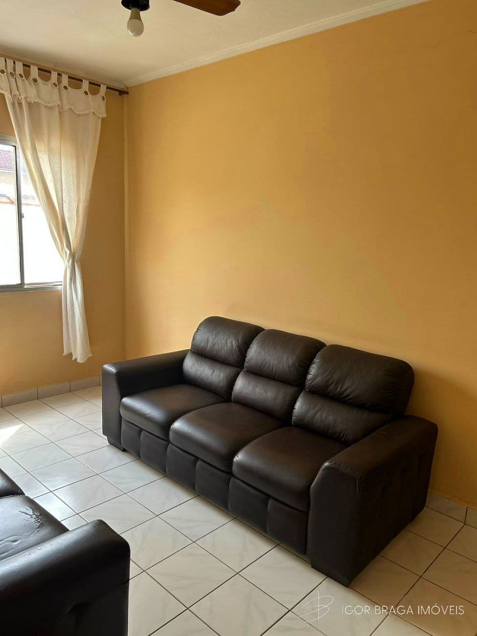 BELÍSSIMO APARTAMENTO, À 450M DO MAR — foto 1