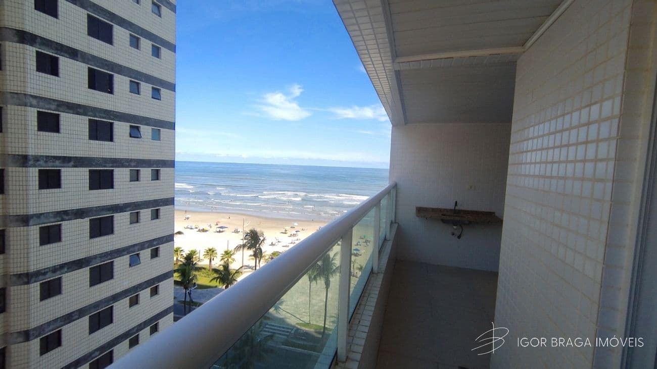 EXCELENTE APARTAMENTO, À 40M DO MAR E LAZER COMPLETO — foto 1
