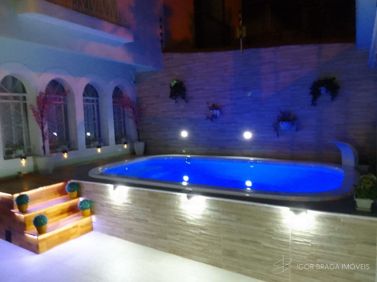 EXCELENTE SOBRADO, AMPLO E À 950M DO MAR — foto 1