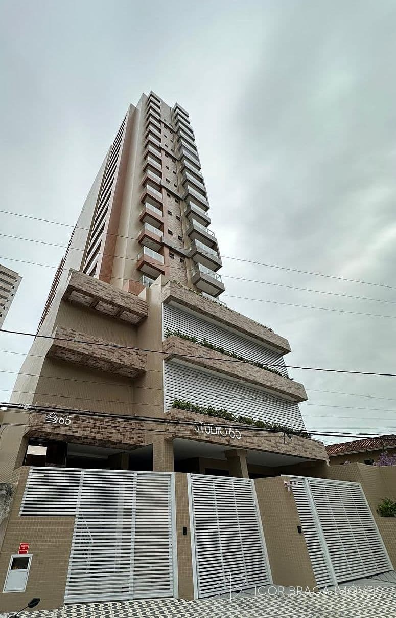 BELO APARTAMENTO EM CONSTRUÇÃO, À 750m DO MAR E LAZER COMPLETO — foto 1