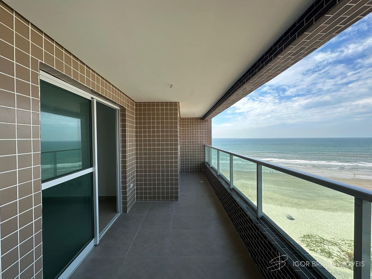 EXCELENTE APARTAMENTO, FINO ACABAMENTO E LAZER COMPLETO — foto 1