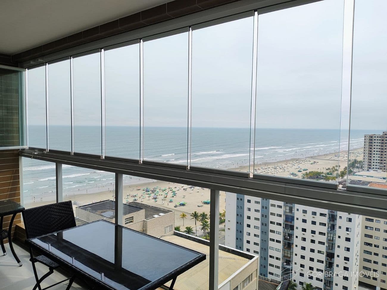 EXCELENTE APARTAMENTO, 60M DO MAR E LAZER COMPLETO — foto 1