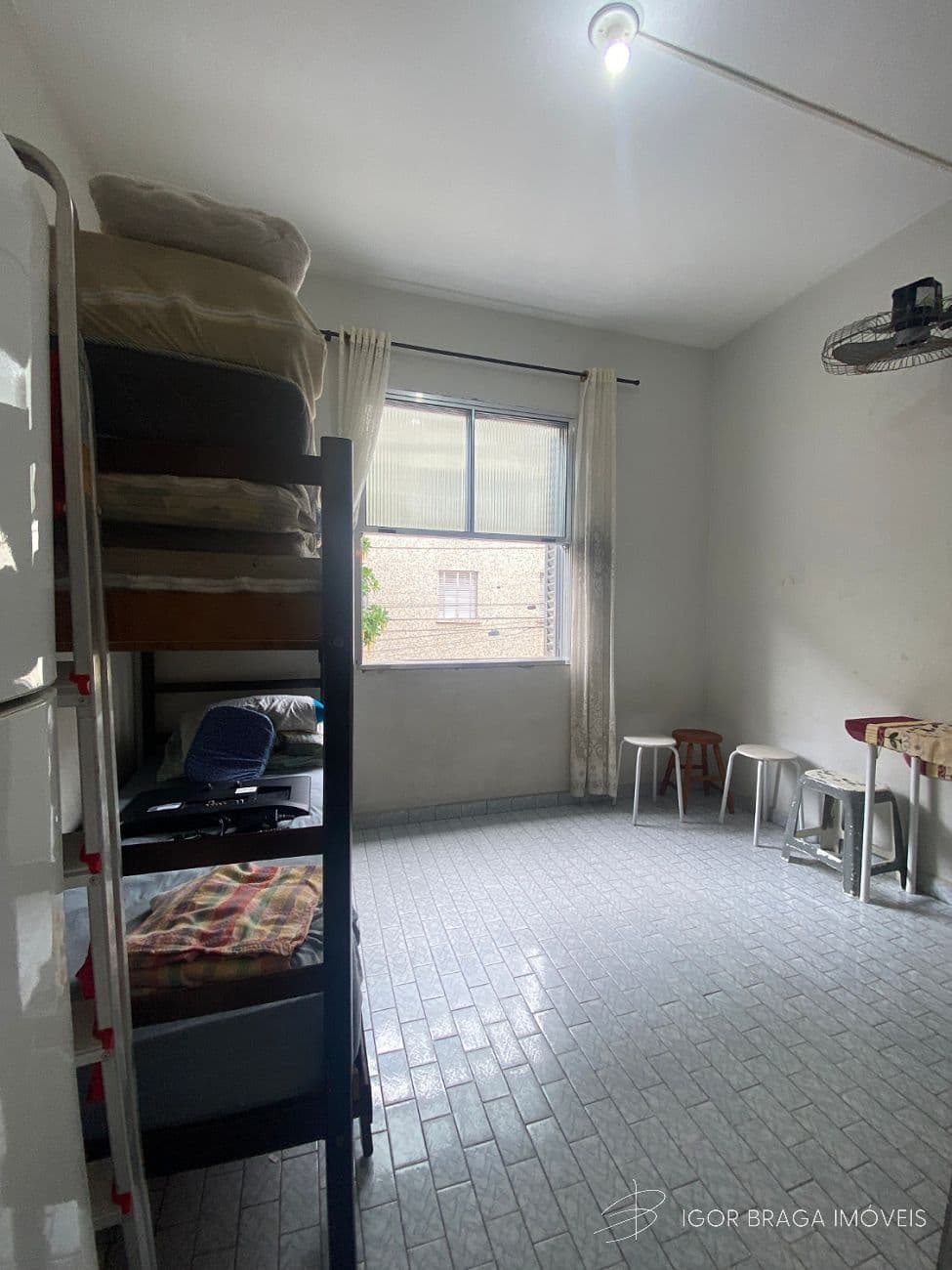 BELÍSSIMO KITNET, À 400M DO MAR — foto 1