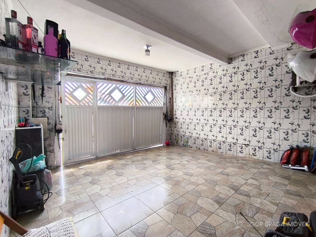 EXCELENTE SOBRADO, AMPLA E À 950M DO MAR — foto 1