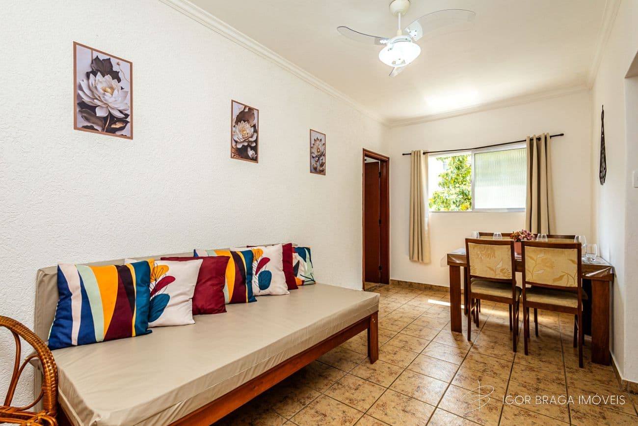 BELÍSSIMO APARTAMENTO, À 200M DO MAR E LAZER COMPLETO — foto 1