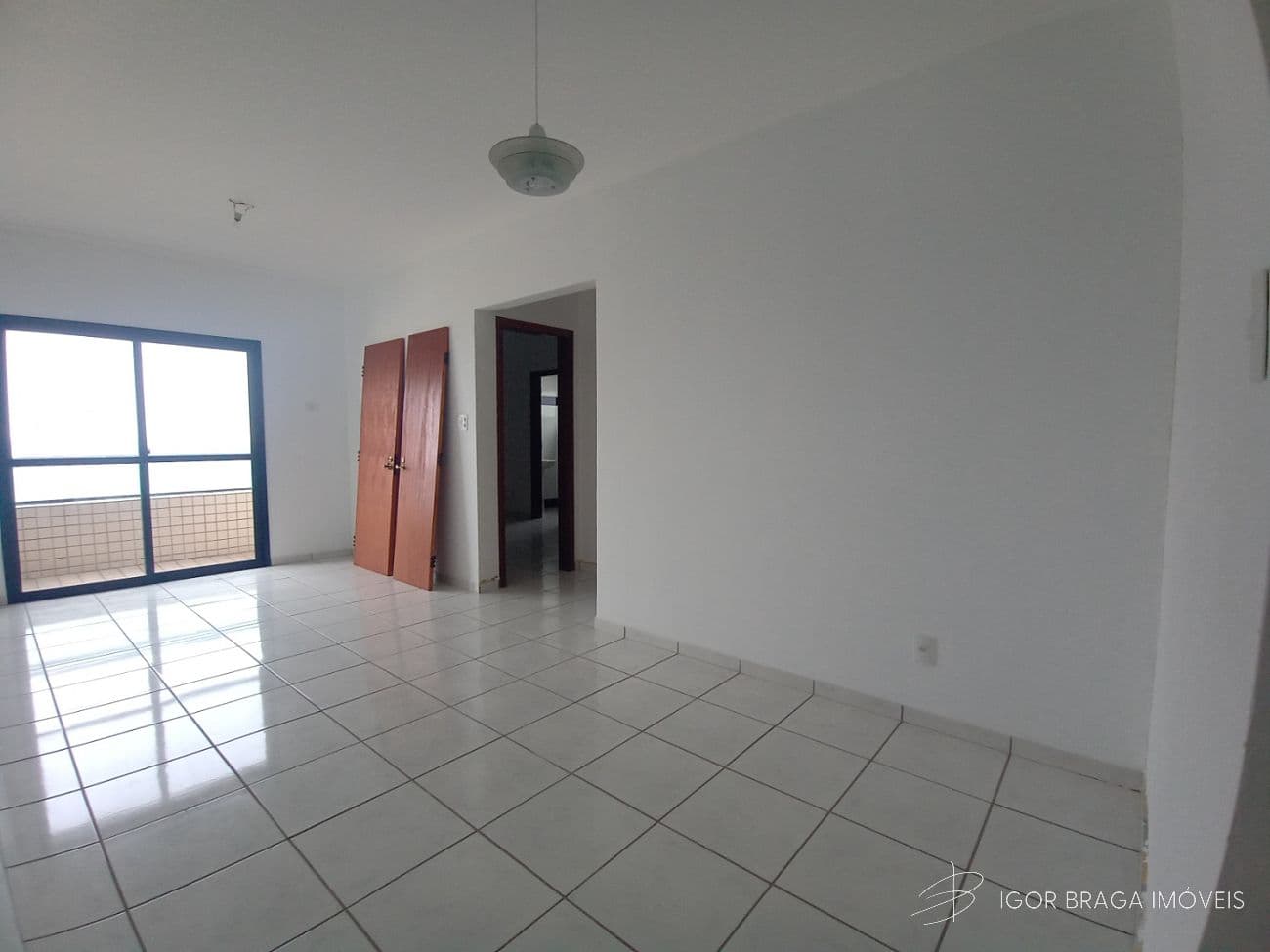 BELÍSSIMO APARTAMENTO DUPLEX, VISTA PARA O MAR E ÁREA DE LAZER — foto 1